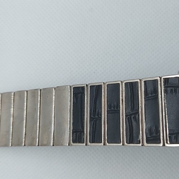 Vintage ALDO Ladies Watch - Picture 5 of 7